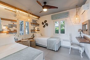 Paradisso Beach Villas