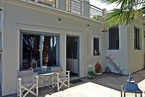 Paradisso Beach Villas