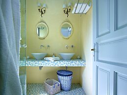 Paradisso Beach Villas