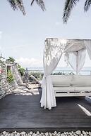 Paradisso Beach Villas