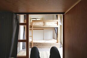 Koru Takanawa Gateway Hostel Cafe&Bar