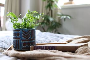 Koru Takanawa Gateway Hostel Cafe&Bar