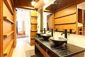 Koru Takanawa Gateway Hostel Cafe&Bar