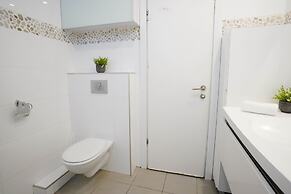 YalaRent Oasis Garden with private pool