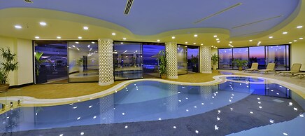 Elite Luxury Suite & Spa