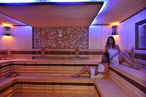 Elite Luxury Suite & Spa