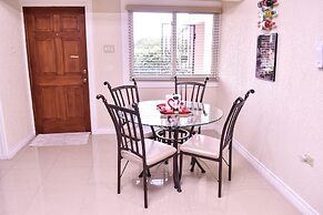 Executive Arcadia Luxury Guest Apartment