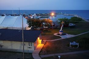 The Purple Martin Inn