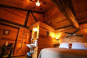 Judith Mountain Lodge