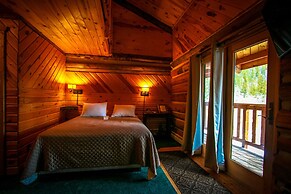 Judith Mountain Lodge