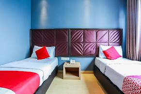 OYO 90894 Hotel Smc I-city