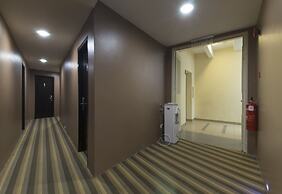 OYO 90894 Hotel Smc I-city