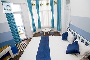 Just Home - Hostel