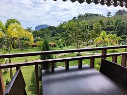 Sunrise Beach Koh Yao Resort