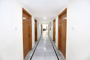 OYO 12767 Hotel Grand Chinar