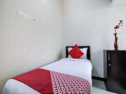 OYO 24147 Royal Stay