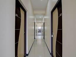OYO 24147 Royal Stay