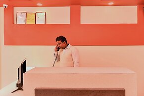 OYO 28054 Hotel Suraj Villa