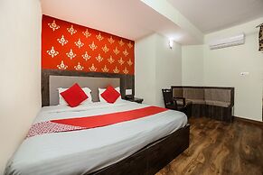 OYO 28783 Hotel Vaishali