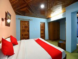 OYO Home 15642 Luxurious 2BHK