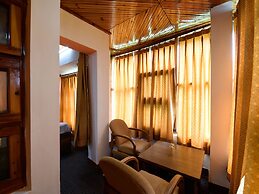 OYO Home 15642 Luxurious 2BHK