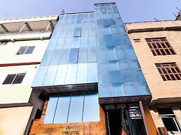 OYO 27041 Hotel Luna Rosa