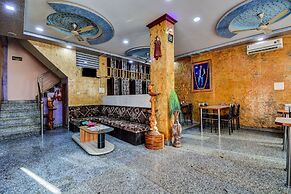 OYO 17250 Hotel Ganesham