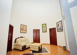 Lewi Resort and Spa