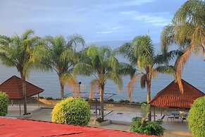 Lewi Resort and Spa