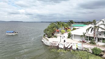 Lewi Resort and Spa
