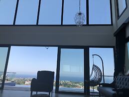 Ultra Lux Sea View Villa in Kyrenia