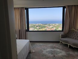 Ultra Lux Sea View Villa in Kyrenia