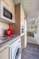 Horoko Apartments by gaiarooms