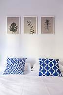 Horoko Apartments by gaiarooms