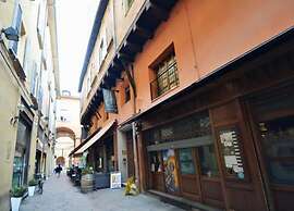 4 Tourist House Apartment Centre Bologna