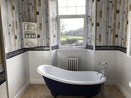 Crow How Country Guest House