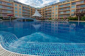 Large Studio in Polo Resort