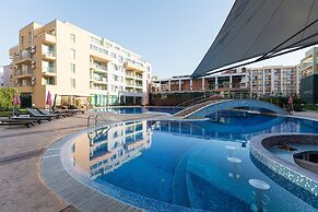 Large Studio in Polo Resort