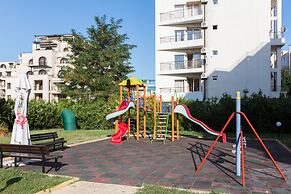 Large Studio in Polo Resort