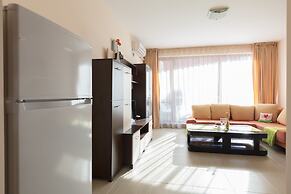 Beachfront Studio in Rich Beach