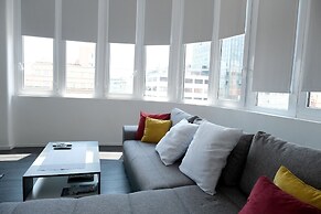 Oval Main Square Apartment