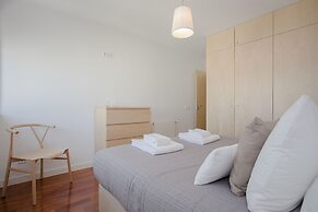 Liiiving - Bright Light Apartment