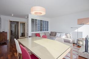 Liiiving - Bright Light Apartment