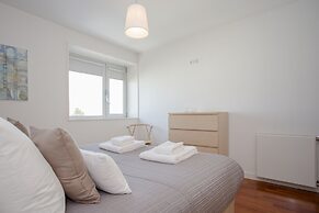 Liiiving - Bright Light Apartment