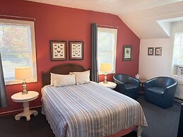 Harbor's Edge Motel