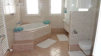 Appartementhaus Holiday & Villa Theresa