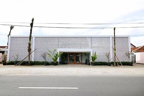 Rarem Bed and Breakfast