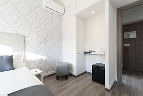 White Caesar Guesthouse