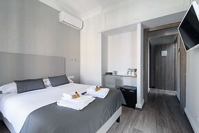 White Caesar Guesthouse