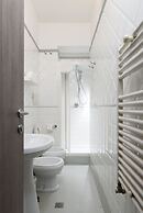 White Caesar Guesthouse